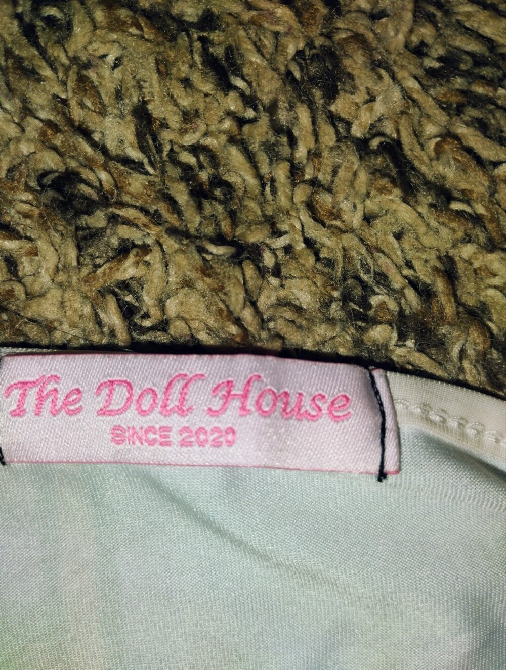 The Doll House Anime Character Dress - Picture 2 of 2